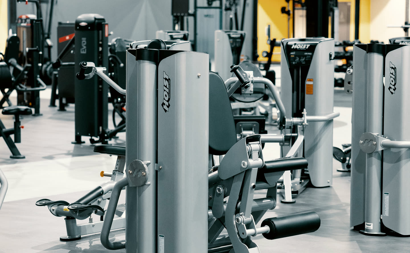 To medlemmer trener sammen hos ENERGY Fitness Larvik