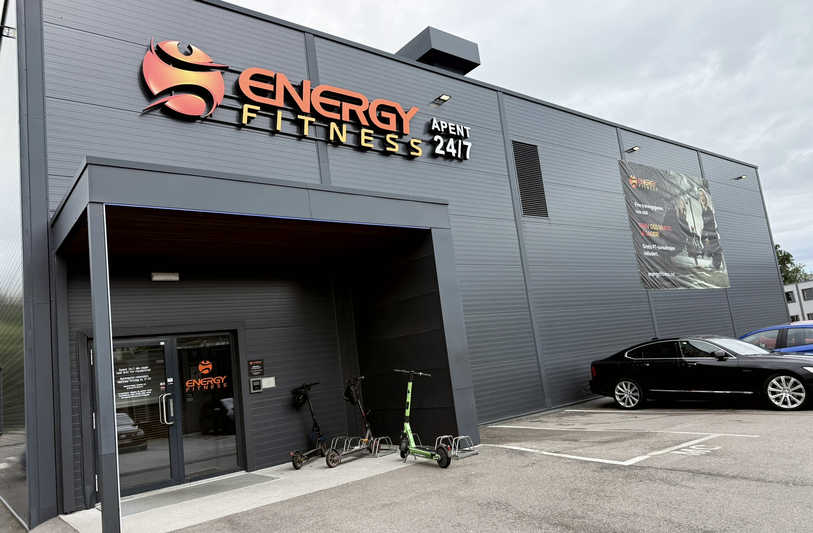 Inngangen til ENERGY Fitness