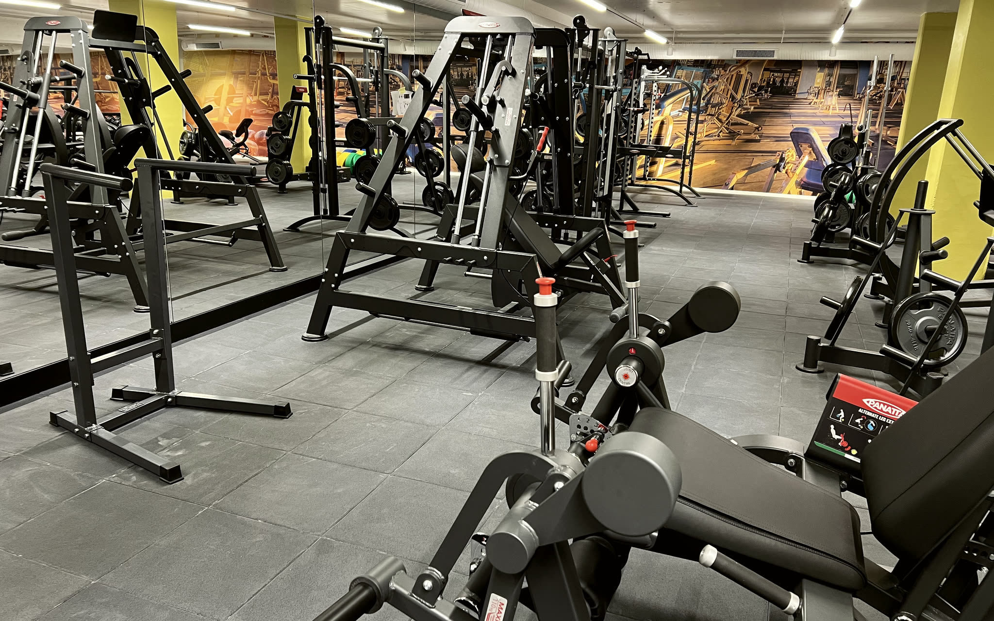 Treningsarealet hos ENERGY Fitness